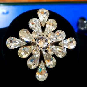Vintage, huge Eisenberg clear rhinestone brooch
